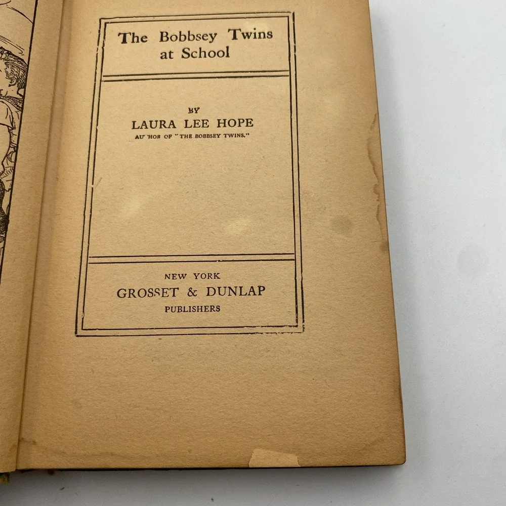 Lot of 2 Vintage The Bobbsey Twins at School + at Snow Lodge‎ 1940s HC Illust